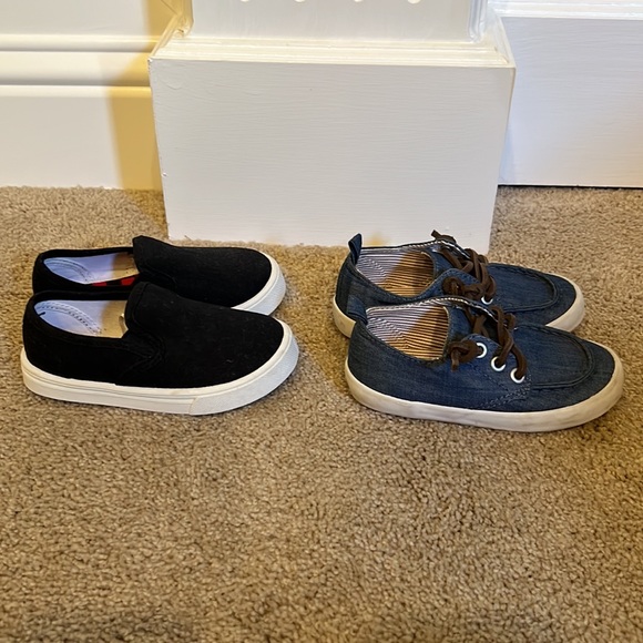 Slip on shoes, toddler size 7 - Picture 2 of 3